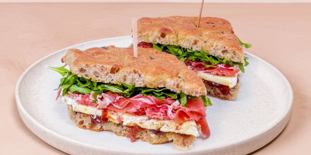 Prosciutto & Brie Sandwich