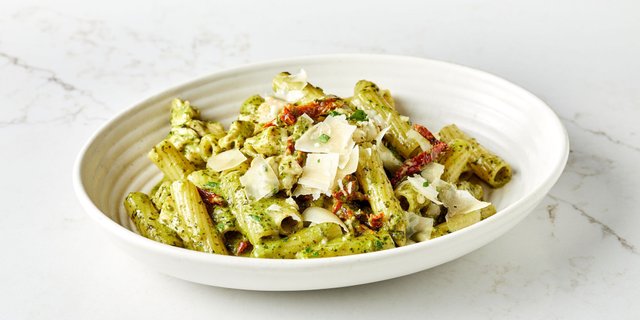Rigatoni Pesto