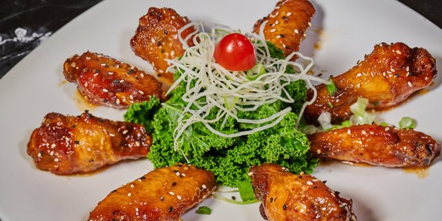 Spicy Sweet Chilli Wings Tray