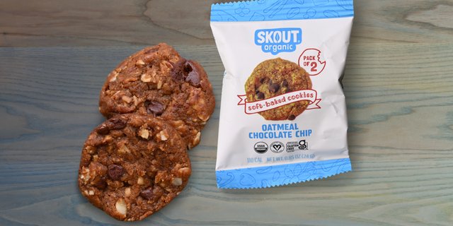 Oatmeal Chocolate Chip Cookie