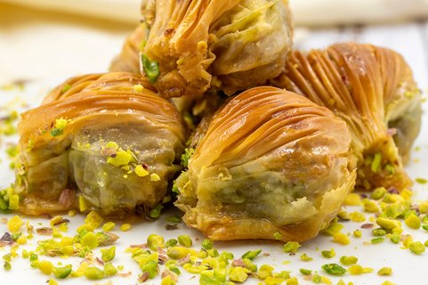 Mussel-Shaped Pistachio Baklava
