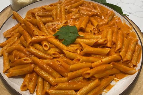 Penne w/ Vodka Sauce