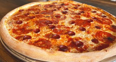 Tony Pepperoni Pizza Bar