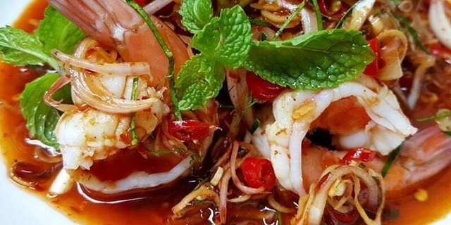 Pla Goong (Spicy Shrimp Salad)