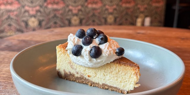 Seasonal Cheesecake