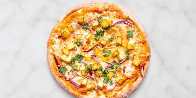 Royal Paneer Pizza