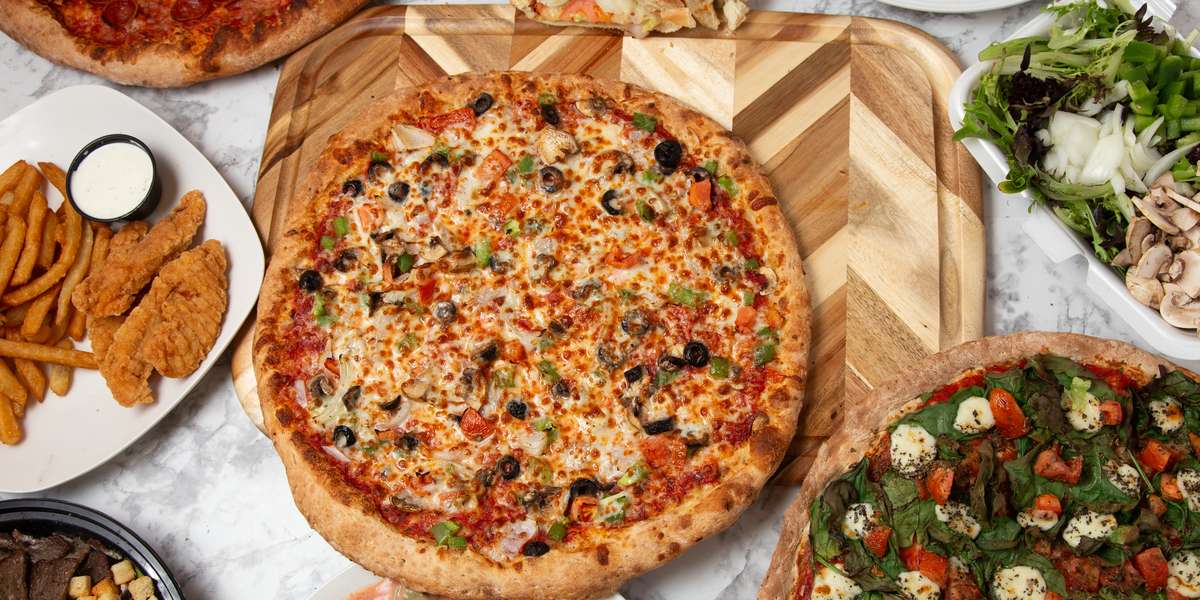 Tomatoes II Pizzeria