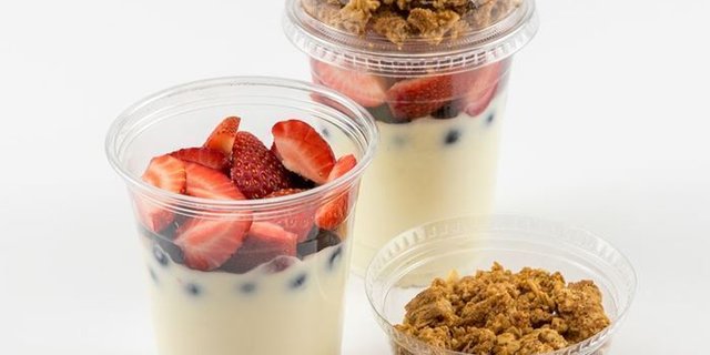 Fruit & Yogurt Parfait