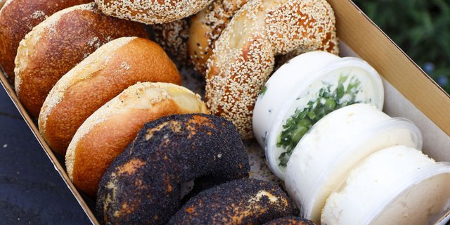 Bagels - Bakers Dozen