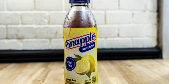 Snapple Lemon Tea