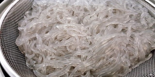 Steamed Bean Thread Noodles