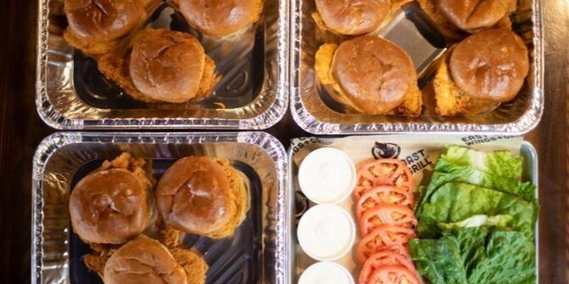 The Original Chicken Sandwich Platter