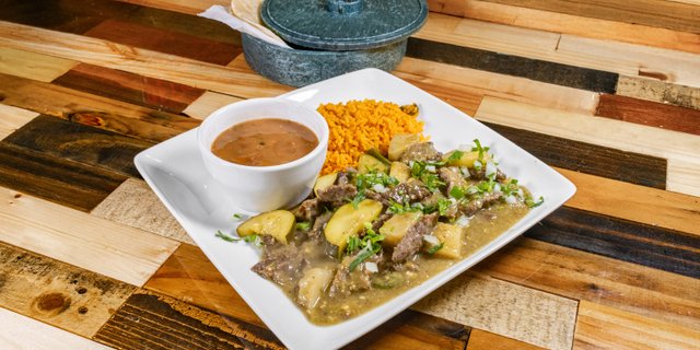 Carne en Chile Verde