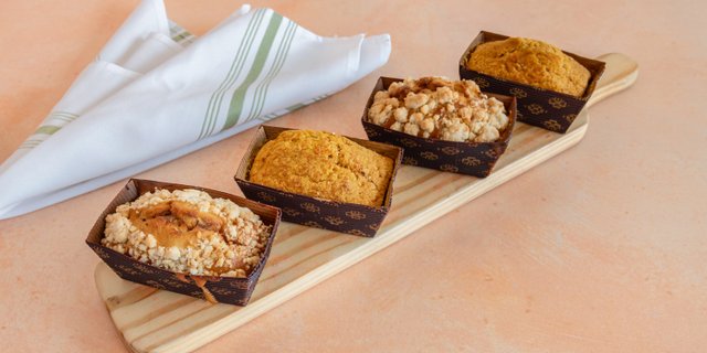 Petit Carrot Bread
