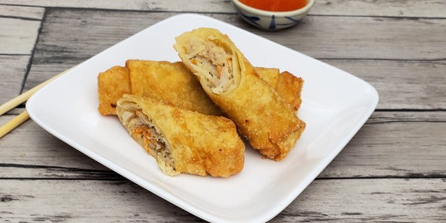 Chicken Egg Rolls