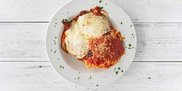 Chicken Parmesan w/ Pasta