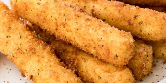 Fried Mozzarella Sticks