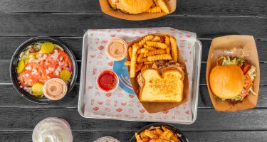 Jesse’s Burgers & Shakes