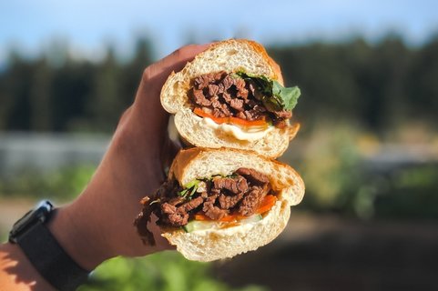Sauteed Garlic Beef Sandwich Tray