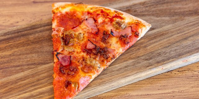 Meaty Greedy Pizza