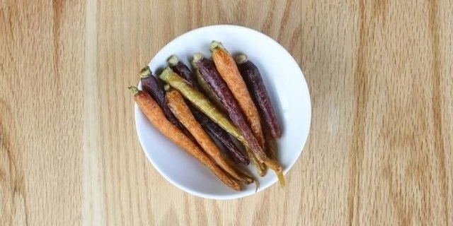 Roasted Rainbow Carrots