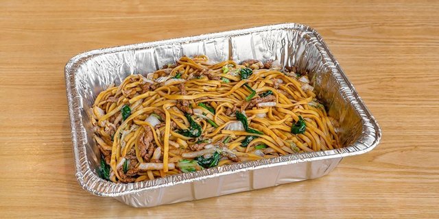 Beef Stir-Fry Noodle Tray