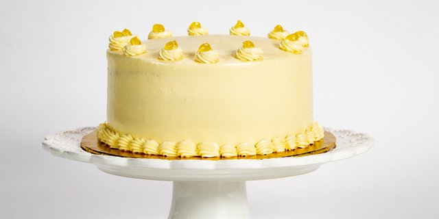 Lemon Daubache Cake