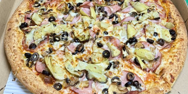 Capricciosa Pizza