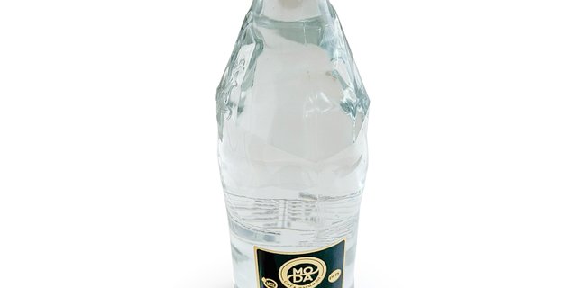 Moda Spring Bottled Water