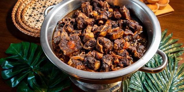 Oxtails Stew