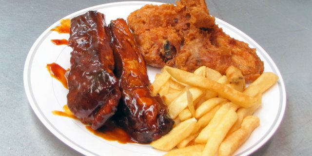 2 Meats & 2 Sides Catering Package