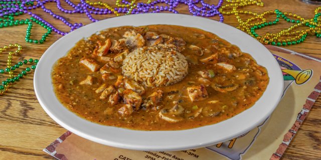 Blackened Chicken & Mushroom Étouffée