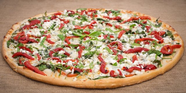 Mediterranean Pizza