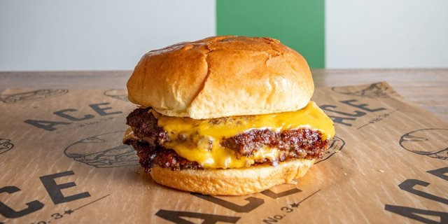 Double Cheeseburger