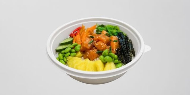 Fresh Salmon Poke Bowl