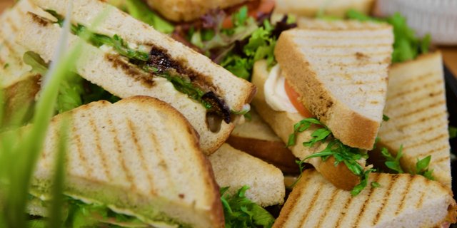 Sandwich Tray