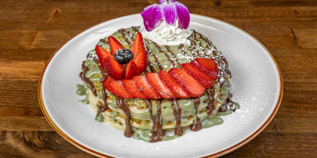 Dubai Chocolate Pancakes