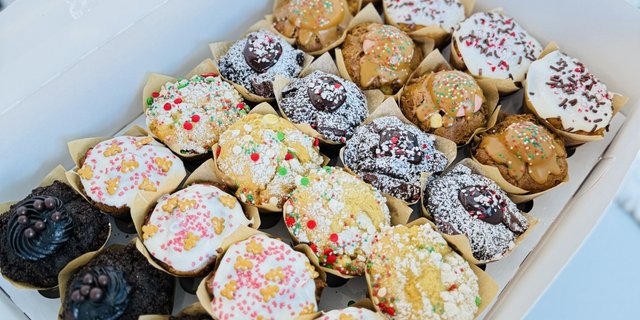 2 Dozen Mini Muffins