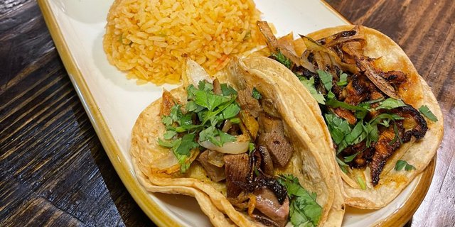 Mexican-Style Taco Boxed Lunch