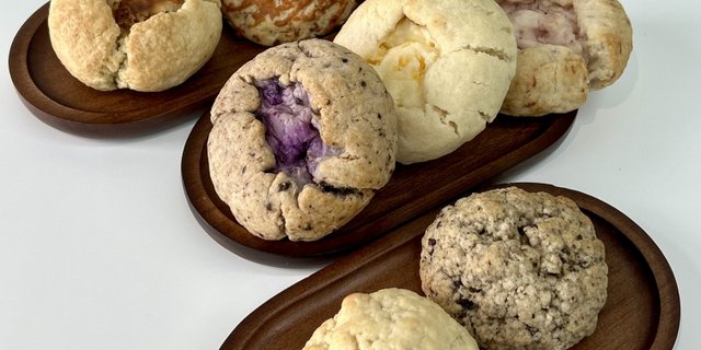 Earl Grey Dark Chocolate Scone