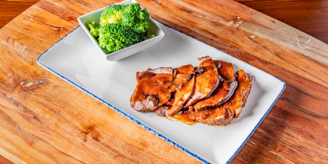 Rotisserie Beef Sirloin Box Lunch