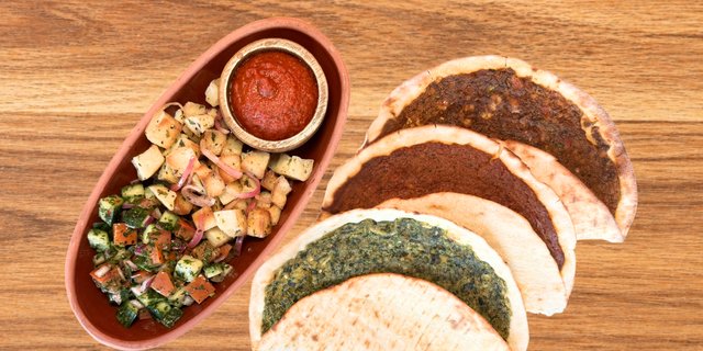 Sâj Flatbread & Mezze Meal