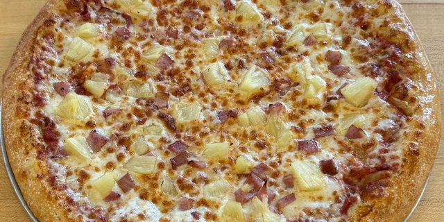 Hawaiian Pizza