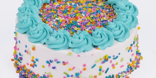 Confetti Frozen Yogurt Cake