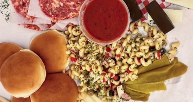 Vinnola's Italian Market