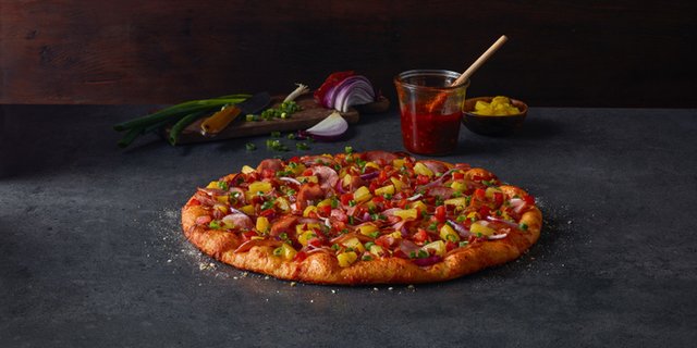 Stuffed Crust Maui Zaui W/ Ham Pizza