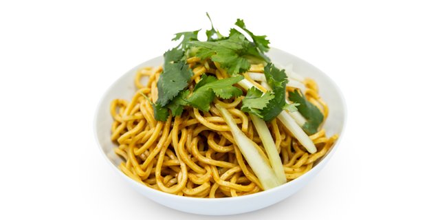 Spicy Peanut Noodle Salad