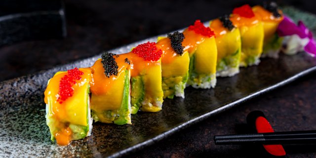 Mango Hawaii Roll