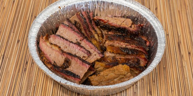 1/2 Pound Brisket & 2 Sides