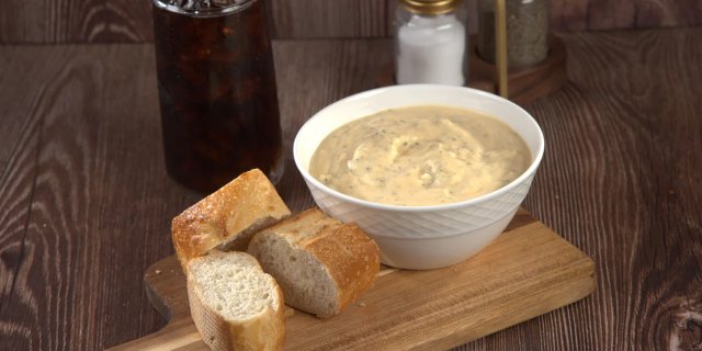 Classic Broccoli Cheddar Soup